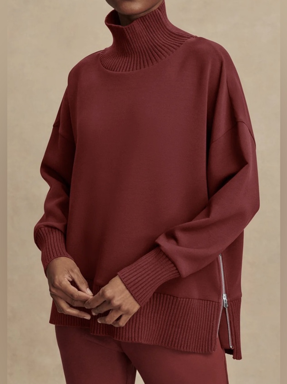 Varley Barker High-Neck Sweat in New Maroon